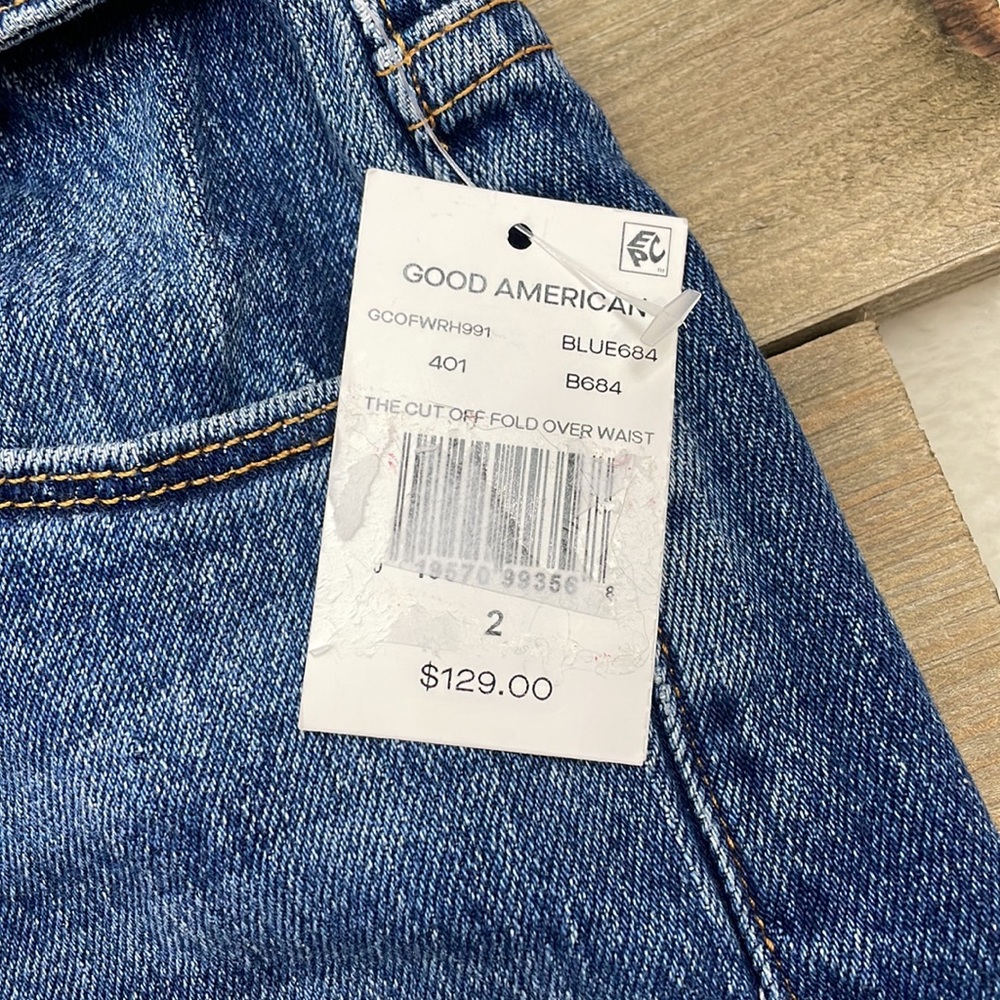 Good American NWT The Cut-Off Fold Over Waist Shorts - Picture 5 of 8